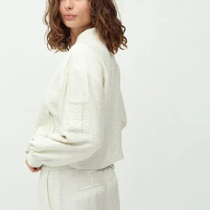 mbyM Camanchi-M bomberjasje off white